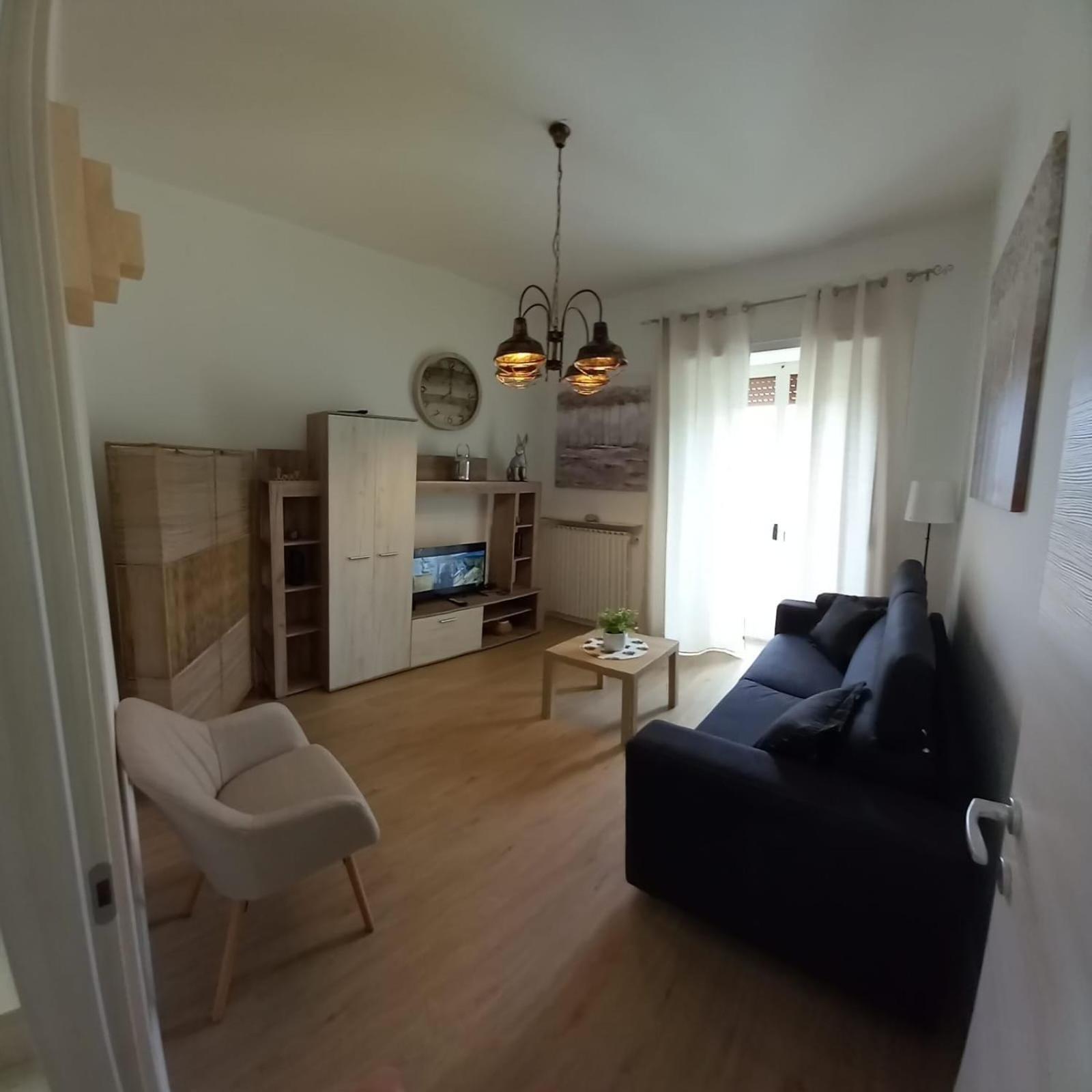 My Family Intero Appartamento Con Parcheggio Privato 포텐자 외부 사진