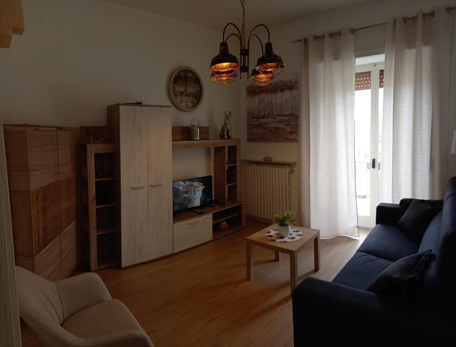 My Family Intero Appartamento Con Parcheggio Privato 포텐자 외부 사진
